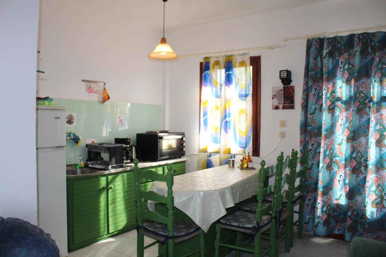 Nikos Seaside Apartments Litheres Dış mekan fotoğraf