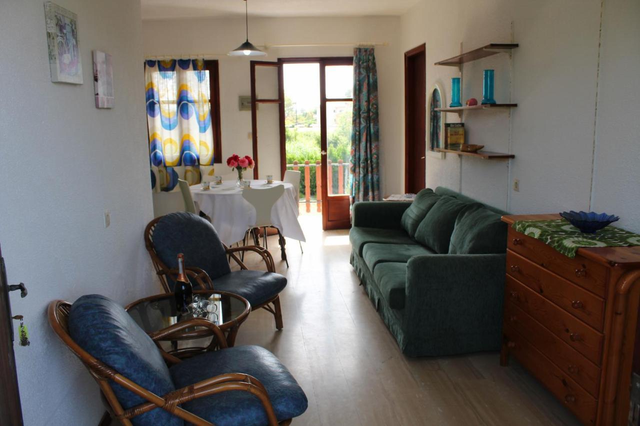 Nikos Seaside Apartments Litheres Dış mekan fotoğraf